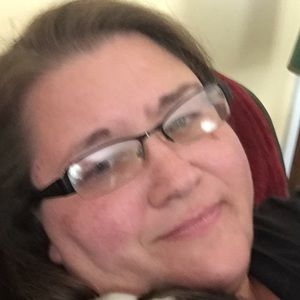 Meet your Posher, Cassandra